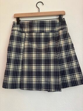 Vintage | Pleated Mini Skort- Navy & Cream